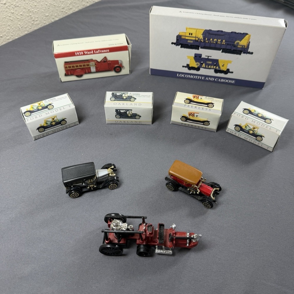 Readers Digest Diecast Car Minis Lot, Train, Firetruck, Ford,‎ Oakland, Peerless